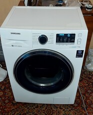 Samsung eco bubble 7кг.1200 оборотов.Стирка паром. В идеальном состоян