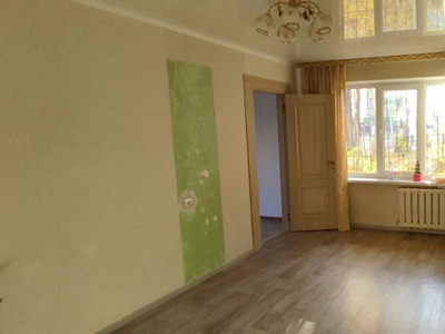 2-комнатная квартира, 42.1 м², 1/4 этаж, мкр №10