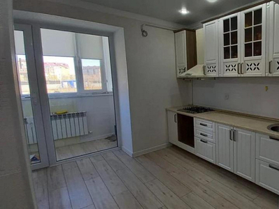 2-комнатная квартира, 82 м², 1/5 этаж, мкр. Батыс-2 — Тауелсиздик