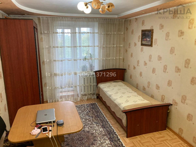 3-комнатная квартира, 64 м², 5/5 этаж, Кривогуза 43 — проспект Сакена Сейфуллина