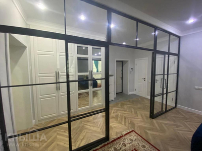 3-комнатная квартира, 86 м², 2/8 этаж, Алихана Бокейханова 27/4