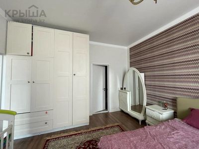 3-комнатная квартира, 90 м², 13/18 этаж, Гагарина