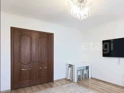 Продажа 4-комнатной квартиры, 80 м, Брусиловского, дом 22