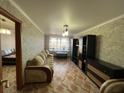 Продажа 3-комнатной квартиры, 62 м, Крылова, дом 24