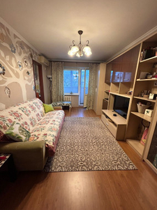 Продажа 3-комнатной квартиры, 56 м, Жарокова