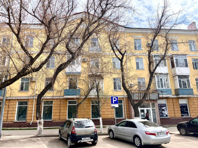 Продажа 2-комнатной квартиры, 44 м, Абая, дом 9