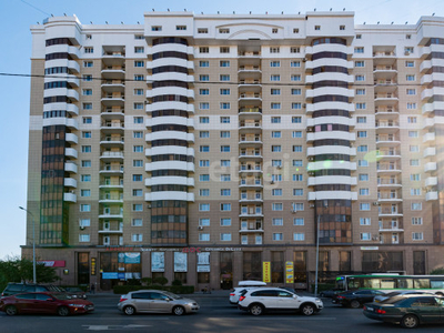 Продажа 4-комнатной квартиры, 91 м, Иманова, дом 44