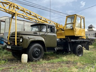 Автокран на базе Зил кс 2561