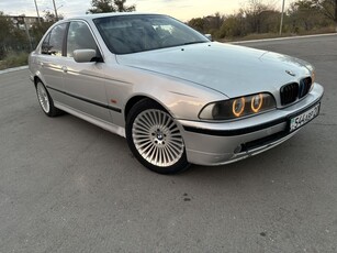 Продам BMW 520