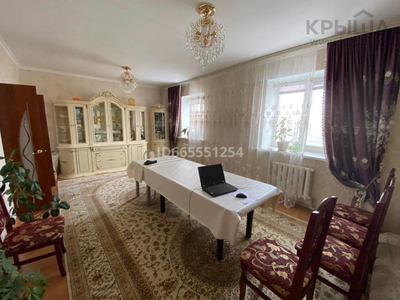 5-комнатный дом, 180 м², 10 сот., мкр Лесхоз 5-20