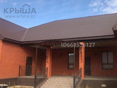 5-комнатный дом, 350 м², 10 сот., Сарбаз 148