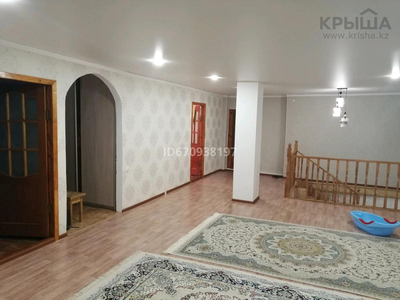 6-комнатный дом, 210 м², 10 сот., мкр Жулдыз, Самал111 111 — Отырар