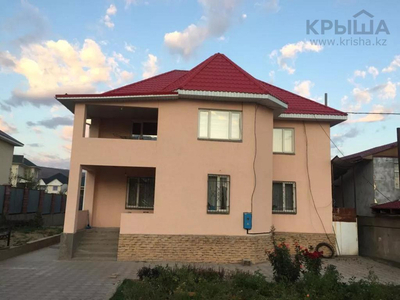 9-комнатный дом, 242.2 м², 9.3 сот., Кенесары-хана 14б