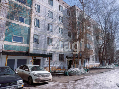 Продажа 1-комнатной квартиры, 39 м, Абылай хана, дом 20