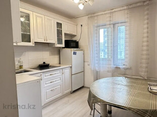 Продажа 2-комнатной квартиры, 56 м, Бектурова, дом 4