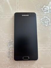 Продам samsung a3 2016