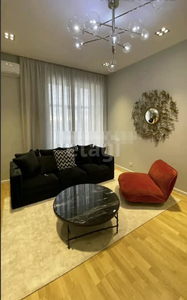 2-комн. квартира , 65м² , 8/8 этаж