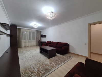 Продажа 2-комнатной квартиры, 82 м, Торайгырова, дом 19а