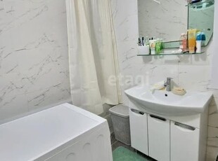 3-комн. квартира , 81м² , 3/6 этаж