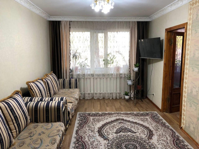 Продажа 3-комнатной квартиры, 56 м, Алиханова, дом 26/1