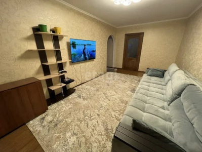 Продажа 3-комнатной квартиры, 60 м, Алмагуль мкр-н, дом 18