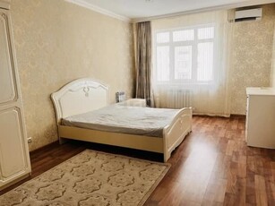 2-комн. квартира , 77м² , 5/7 этаж