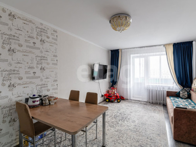 Продажа 2-комнатной квартиры, 42 м, Азербаева, дом 6