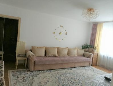 Продажа 2-комнатной квартиры, 54 м, Ашимова, дом 28