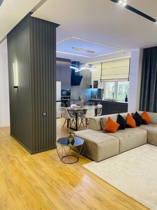 3-комн. квартира , 100.1м² , 1/8 этаж