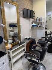 Сдам в аренду кабинет салоне красоты для hairstylista (парикмахера)