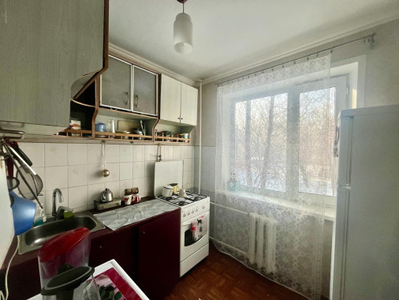 Продажа 3-комнатной квартиры, 59 м, Ержанова, дом 41