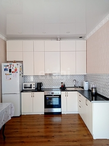 3-комн. квартира , 82м² , 4/10 этаж